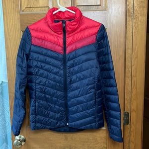 Old Navy active. Lightweight puffer coat. Medium. New without tags.
